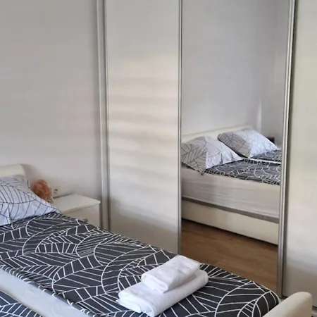 Saradora Apartment